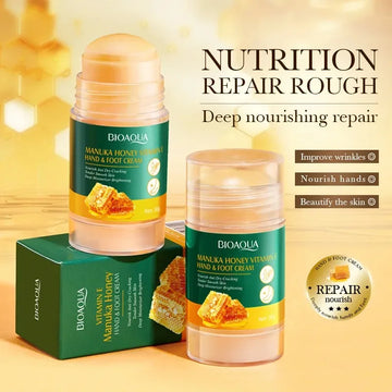 30g of Hand and Foot Cream Can Deeply Nourish Dry and Cracked Skin on Hands and Feet, Effectively Relieving Issues Such as Dryness, Cracking, and Peeling, and Restoring the Skin's Softness and Moisture